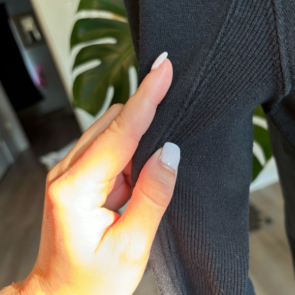 Perfect Condition Volcom Women Hoodie - Picture 7 of 8